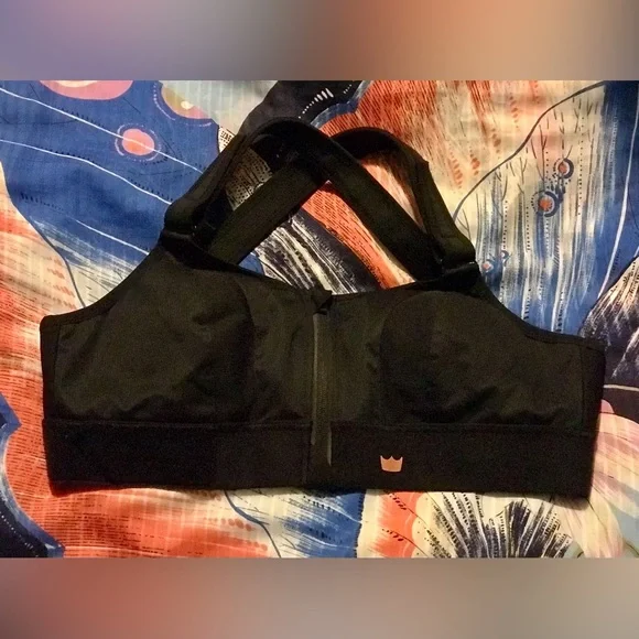 SHEFIT Black Sports Bra - Picture 5 of 7